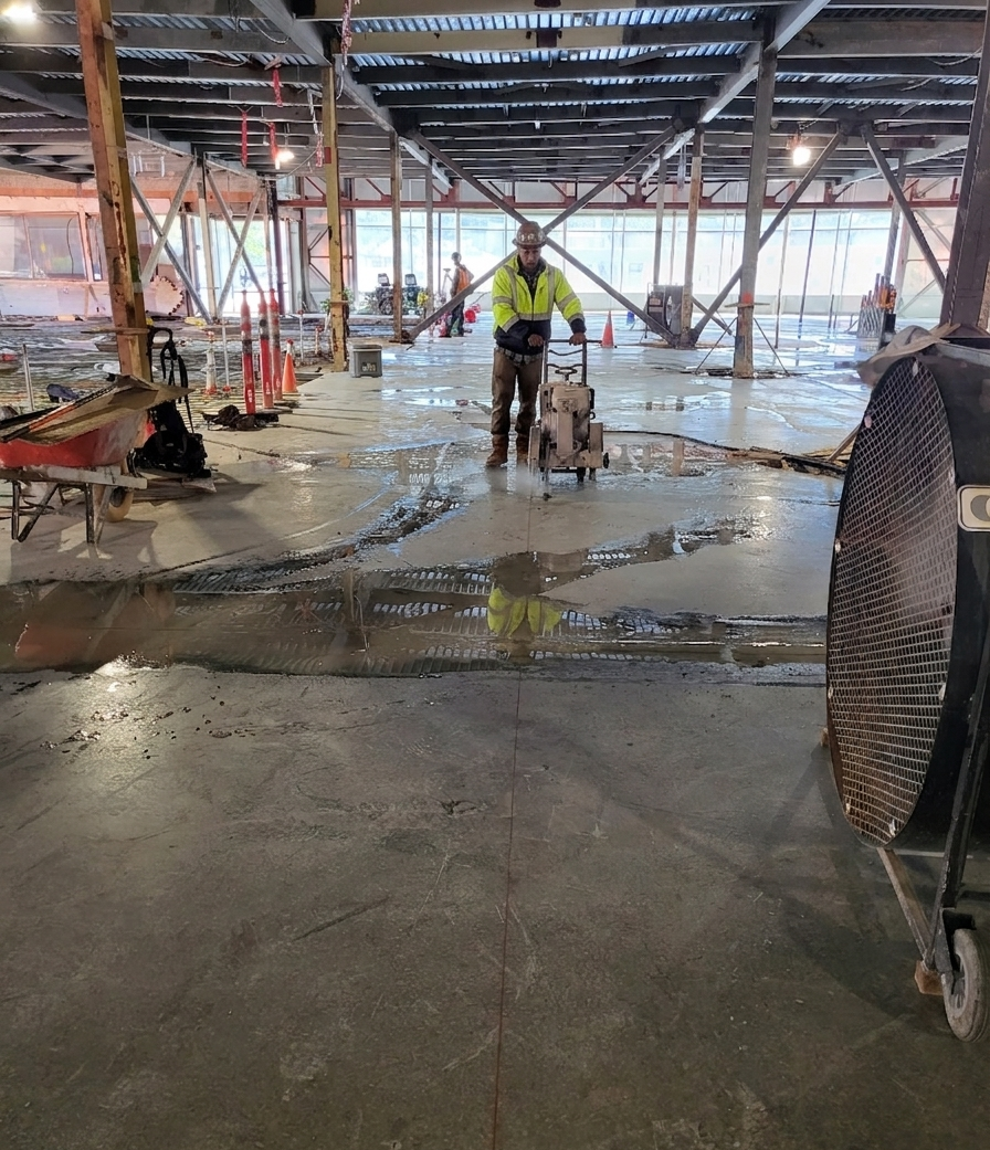 Indoor Slab Sawing – Large-Scale Expansion Joint Cutting